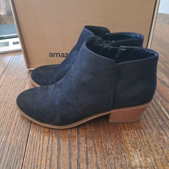 8.5 Amazon Essentials Black Ankle Boot Bootie Shoes - Picture 5 of 12